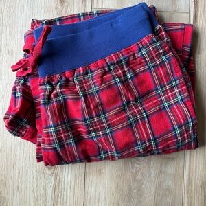 L.L.‎ Bean Red and Blue Plaid pajama bottoms size med
